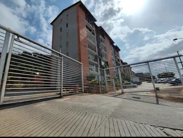 Apartamento Frente Al Aeropuerto De Maiquetía Eksteriør bilde