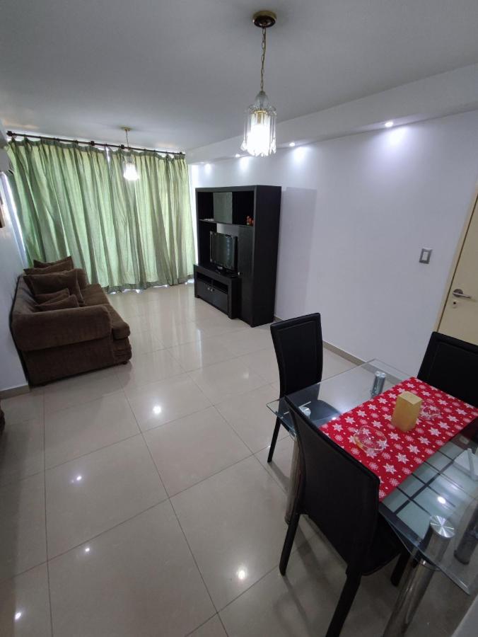 Apartamento Frente Al Aeropuerto De Maiquetía Eksteriør bilde